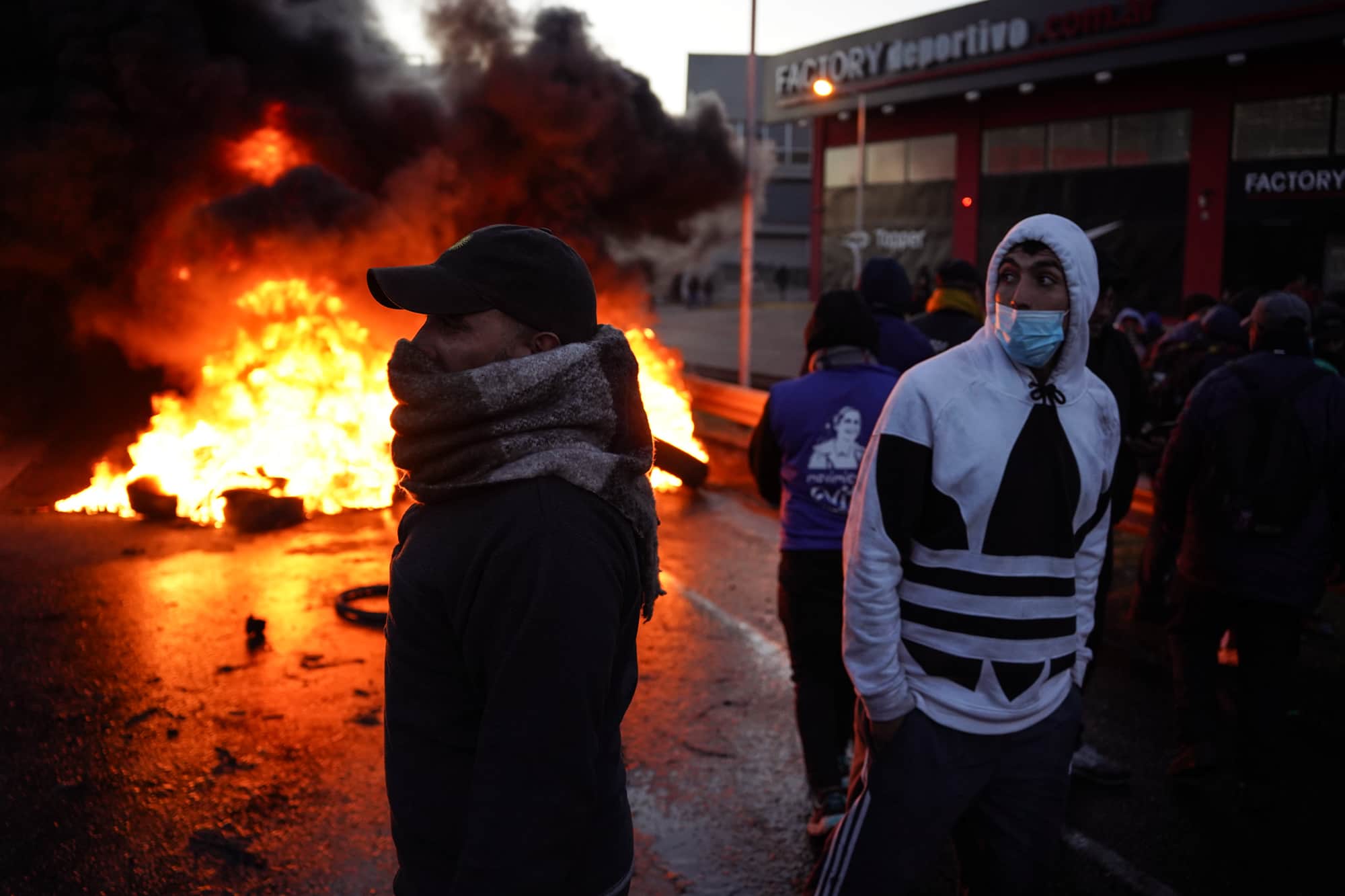Corte de ruta en acceso oeste, Moreno, provincia de Buenos Aires.